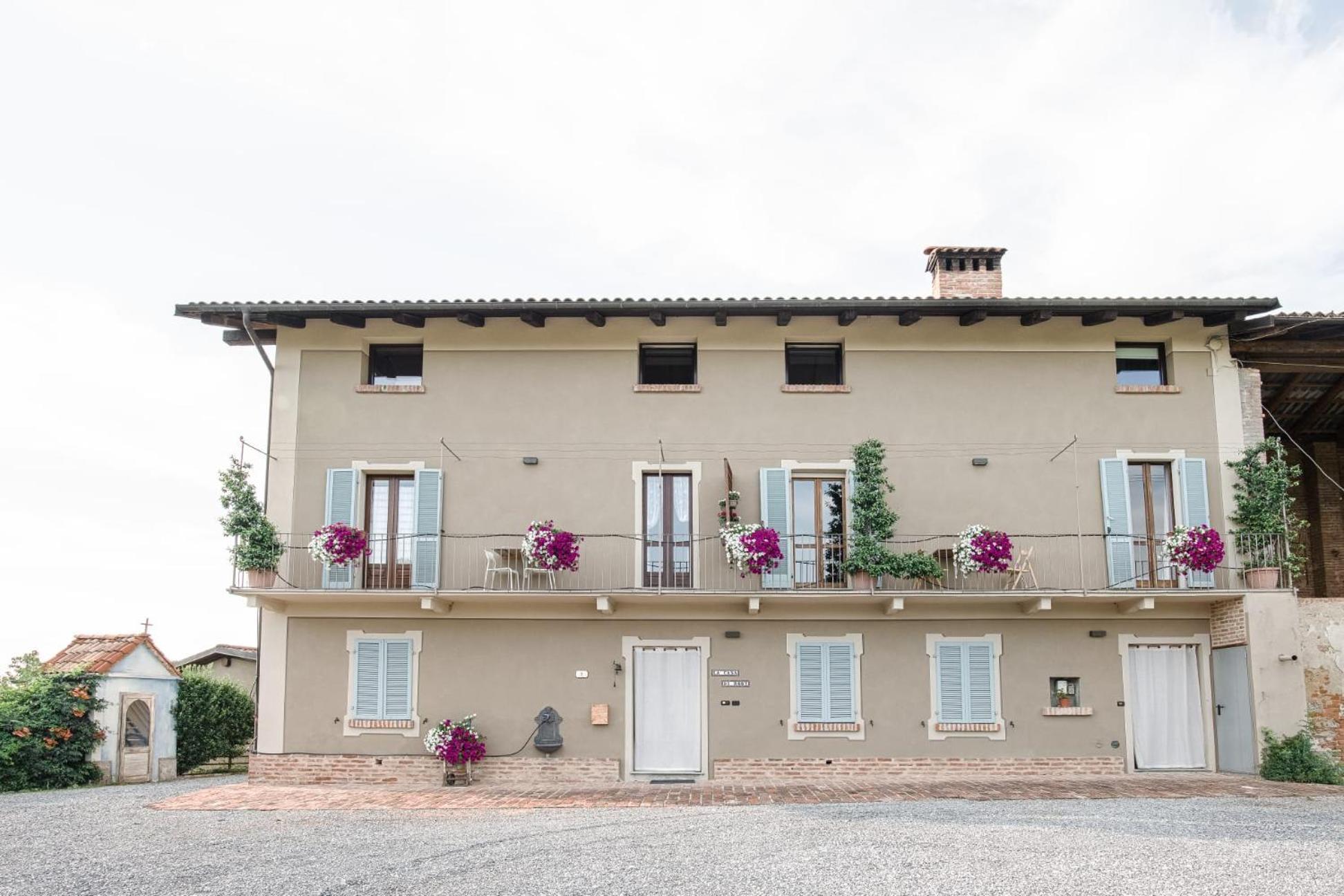 La Casa Di Roby-1 Appartamento La Morra Con Piscina Exteriér fotografie