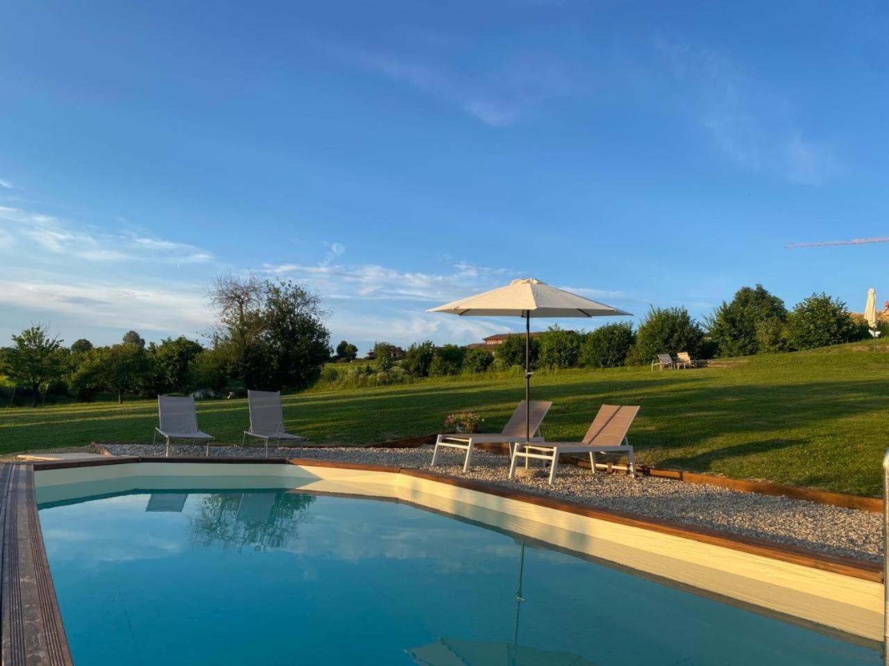 La Casa Di Roby-1 Appartamento La Morra Con Piscina Exteriér fotografie